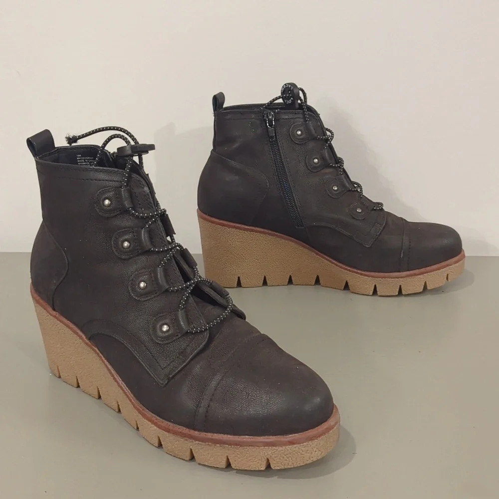 MIA Grant‎ Wedge Booties Black size 10